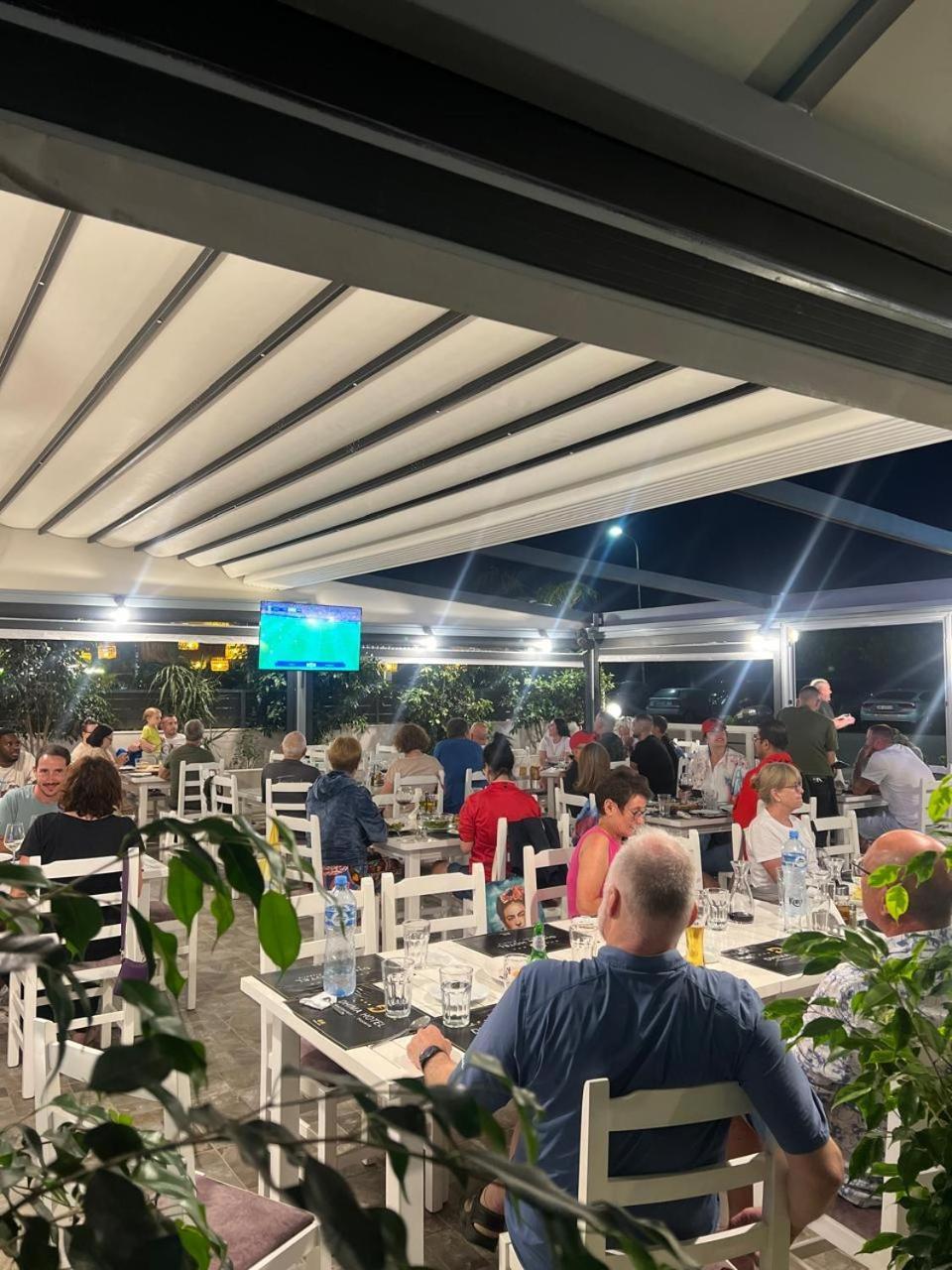 Dhima Hotel Himara Kültér fotó