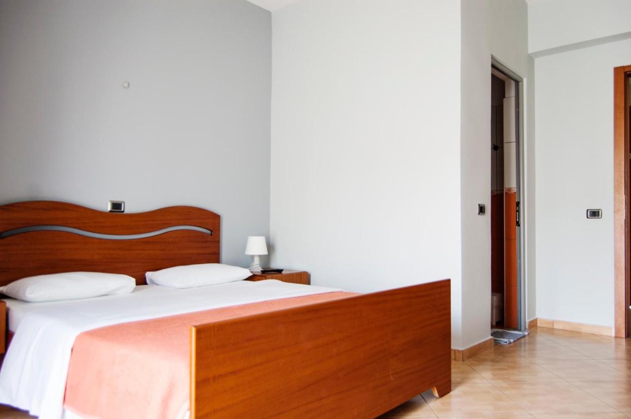 Dhima Hotel Himara Kültér fotó